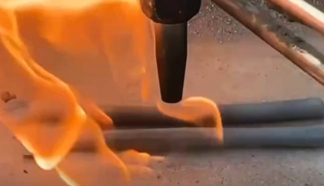 Differences Between Fire-Resistant Silicone Sealant And Ordinary Silicone Sealant