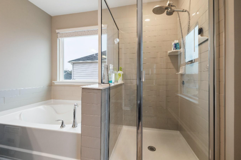 The Application Of Silicone Sealant In The Bathroom